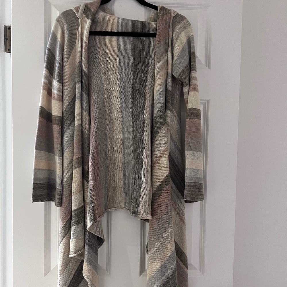 Goddis Knitwear Hooded Sweater